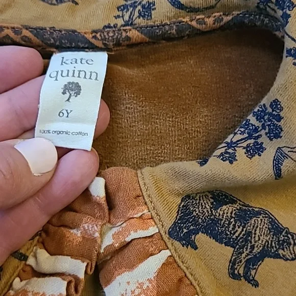 Kate Quinn Button Up light jacket - Picture 2 of 9